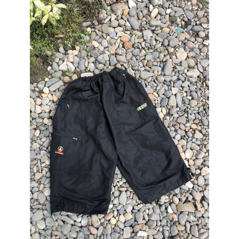 CELANA OUTDOOR PENDEK KOLON SPORT