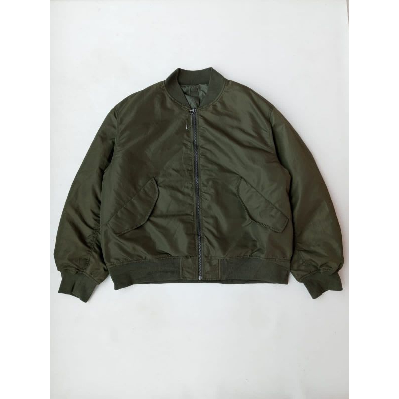 Bomber Jacket GU Uniqlo Second Original