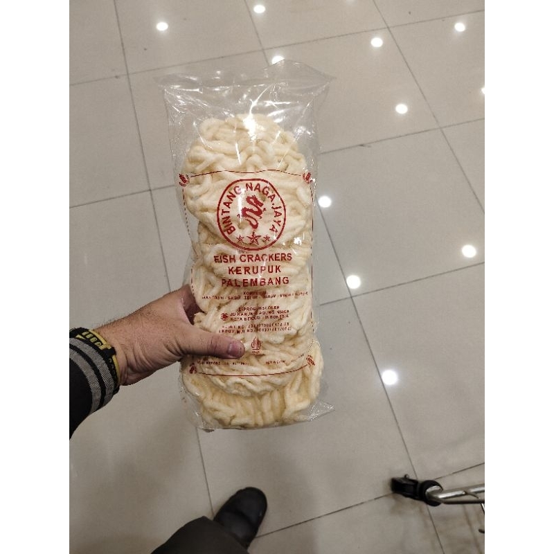 

bintang naga jaya fish crackers isi 5 pcs kerupuk palembang