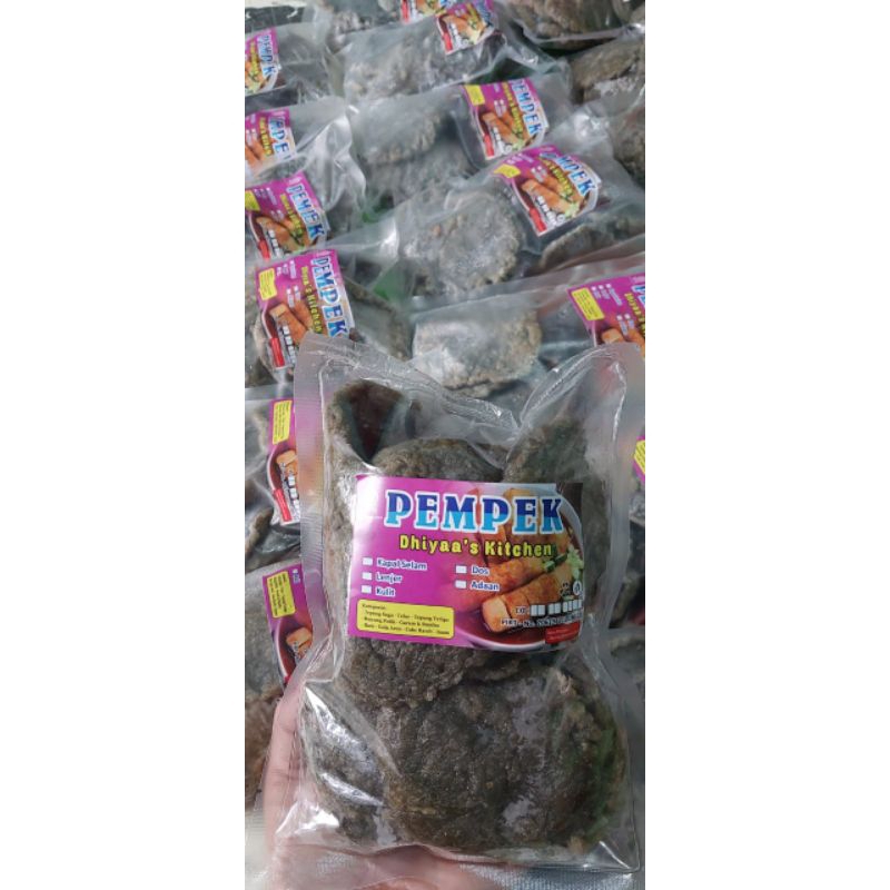 

Pempek Rinuak khas Maninjau