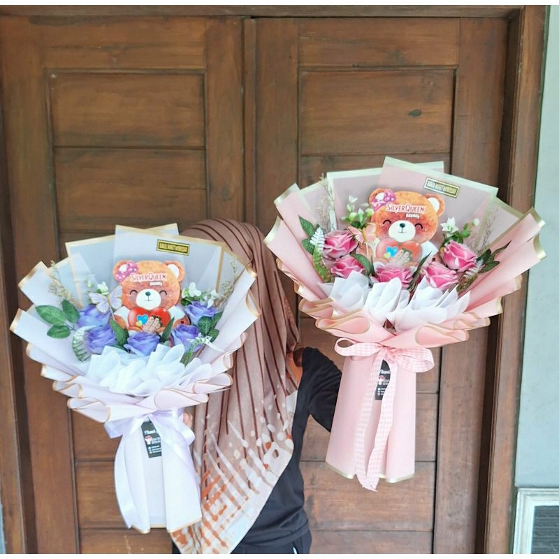 

Buket valentine silverqueen beruang / bouquet coklat bear / kado ulang tahun
