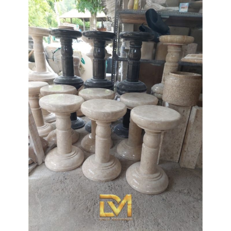 Kursi Bulat Batu Marmer Putih Asli