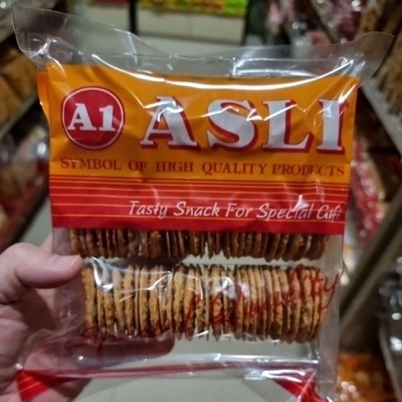 

A1 Coconut Crackers
