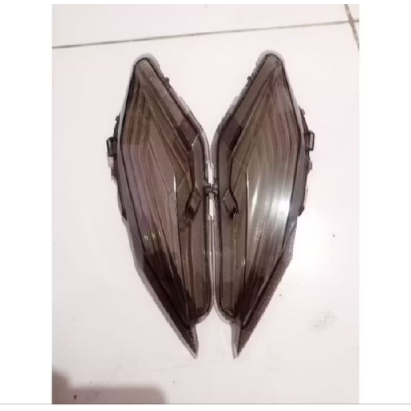 Mika Lampu Sen Depan Beat Deluxe Beat Street 2020-2023 Smoke Sepasang