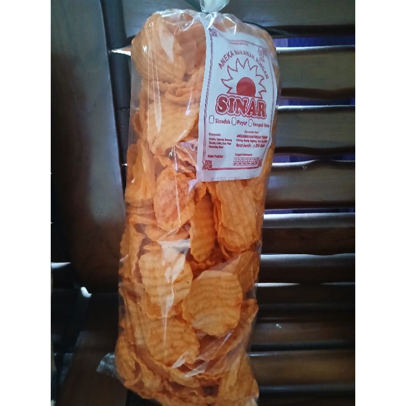 

Kerupuk Atau Keripik Balado