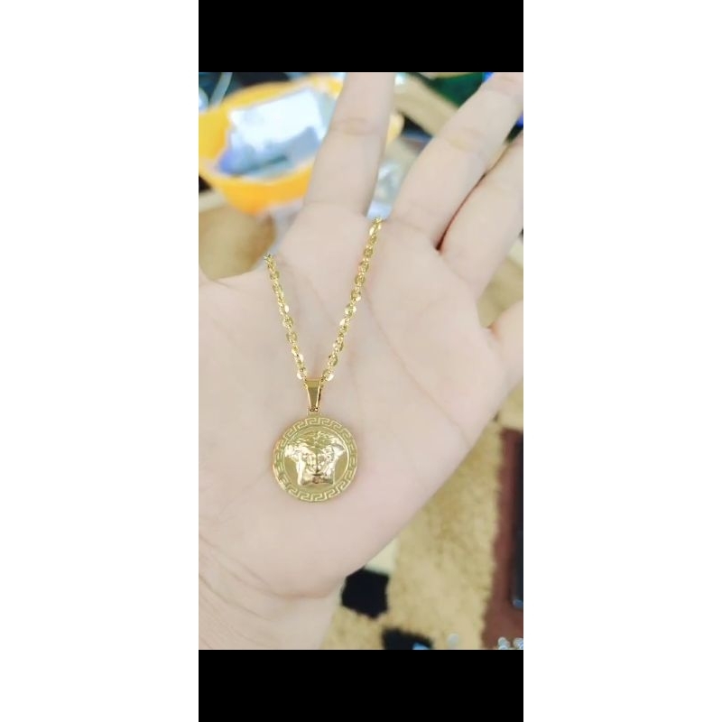kalung versace