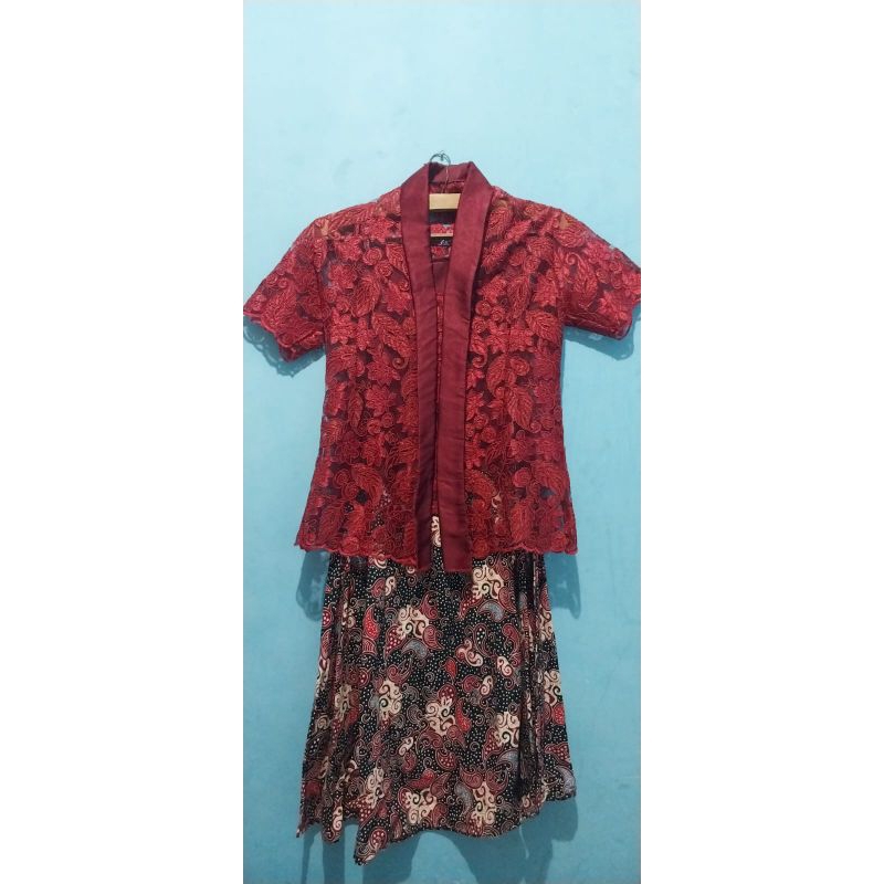 Kebaya Modern Non Hijab, Baju Wisuda, Baju Perpisahan (Preloved)