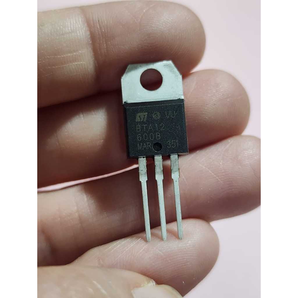 TRANSISTOR BTA12 600B IC BTA12 TRANSISTOR BTA 12 600B IC BTA 12