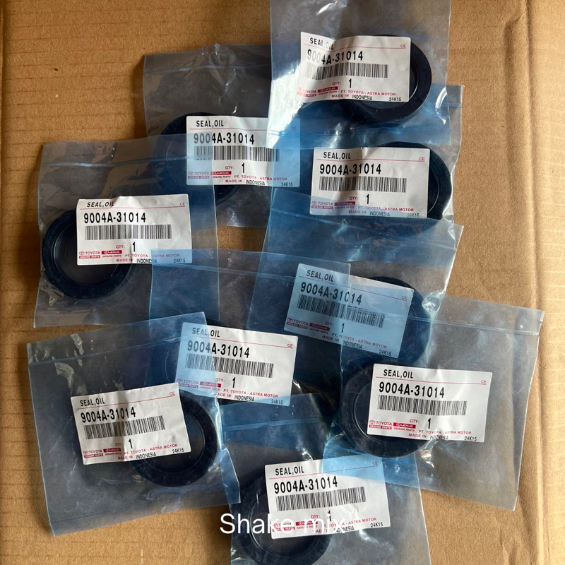 OIL SEAL TRANSMISI VERSNELENG PERSNELING BELAKANG AVANZA RUSH GRANDMAX 9004A-31014 ORIGINAL TOYOTA 1