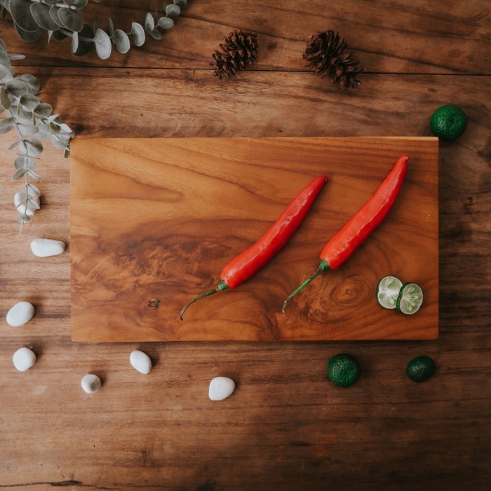 Talenan Kayu Jati Asli Utuh Kotak Persegi Polos Trituwood