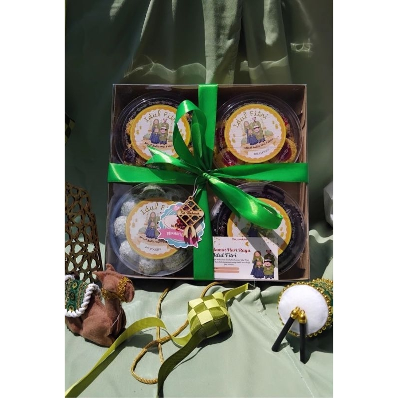

Paket Hampers kue kering Raya TERMURAHH 90ribuan