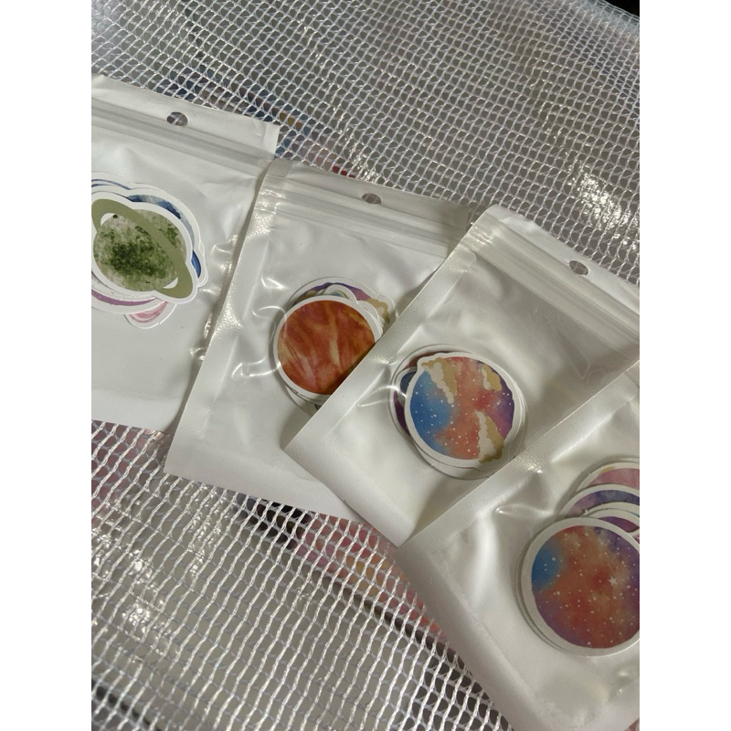 

0024 Random Planet Stickers
