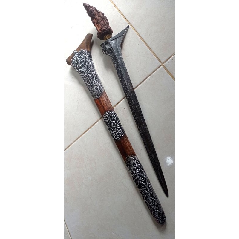 keris Bali pamor kulit semangka bilah 41cm gagang kayu sawo