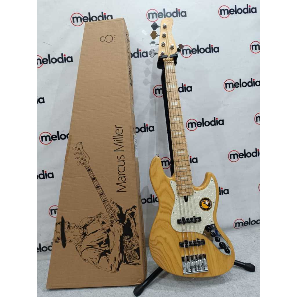 Sire V7 Swamp Ash Reissue 5 NTS Natural Satin, Bass 5 Senar