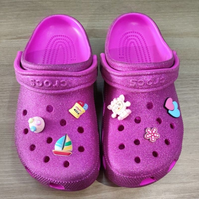 PRE ORDER M5W7 GLITTER PINK CRUSH INSOLE 24CM SANDAL CROCS CLASSIC CLOG GLITTER FUCIA M5W7 NO CUTTIN