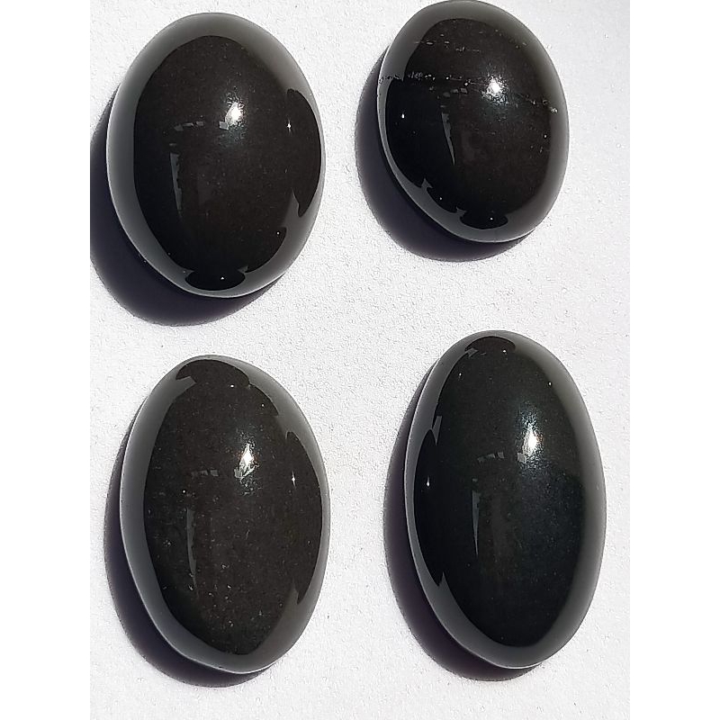 Batu Kecubung Tanduk , Natural