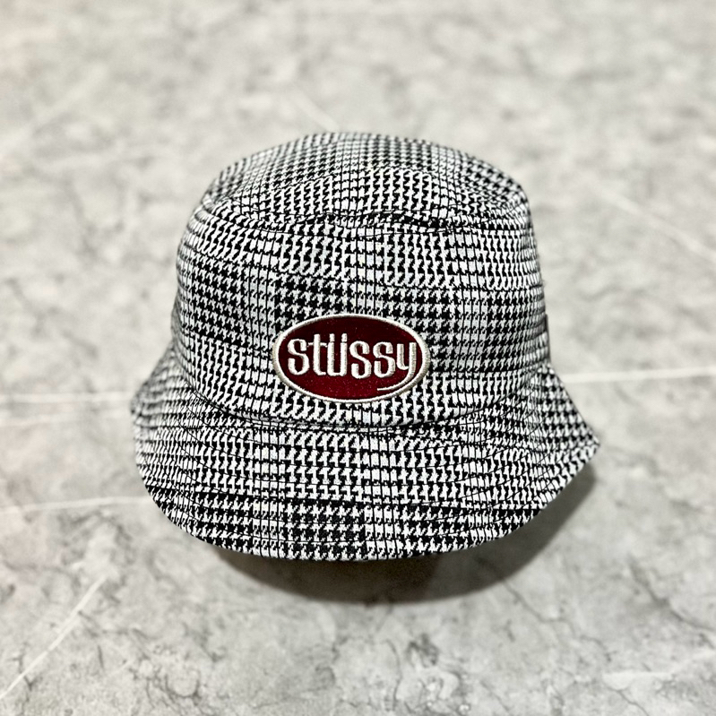 STUSSY LOLA PLAID BUCKET HAT