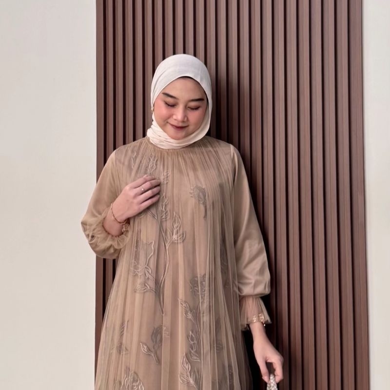 Faradina dress tulle
