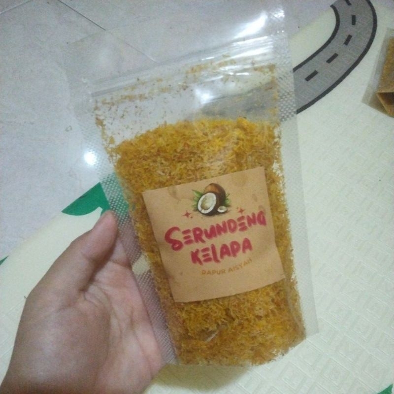 

Serundeng Kelapa Kering