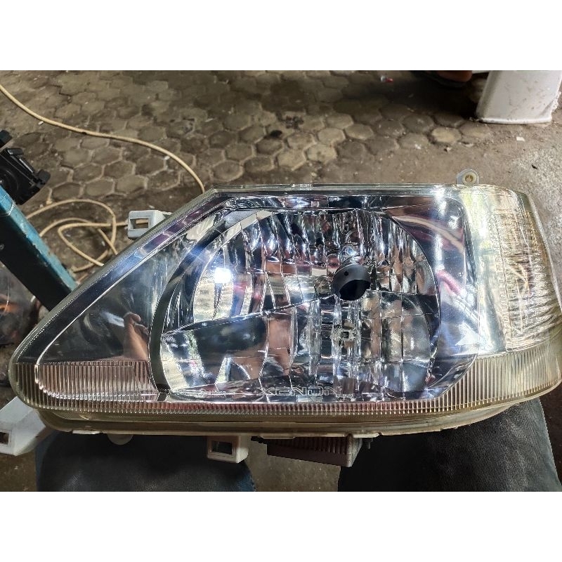 headlamp Nissan Serena c24 Xenon original japan