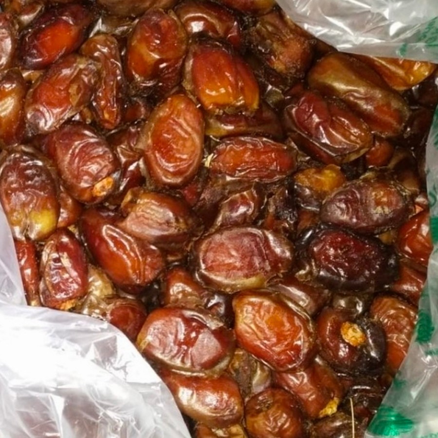 

PROMO 2 BUNGKUS KURMA MADU ASLI MEKAH 100 GRAM / KURMA MADU