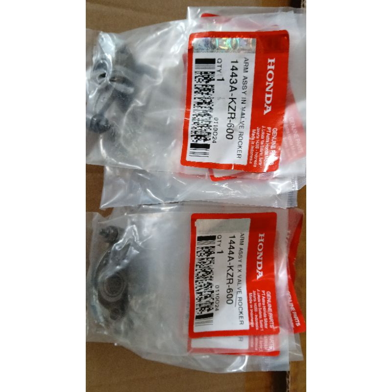 1444AKZR600-1443AKZR600 PELATUK KLEP IN&EX VARIO 125