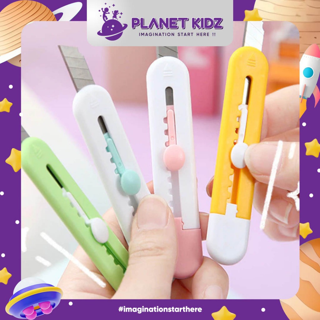 

PLANETKIDZ ATK42 Mini Cute Cutter Pemotong Kertas Cutter Imut untuk Pemotongan Akurat