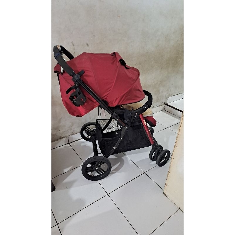 Preloved Stroller COMBI Japan mulus 95%