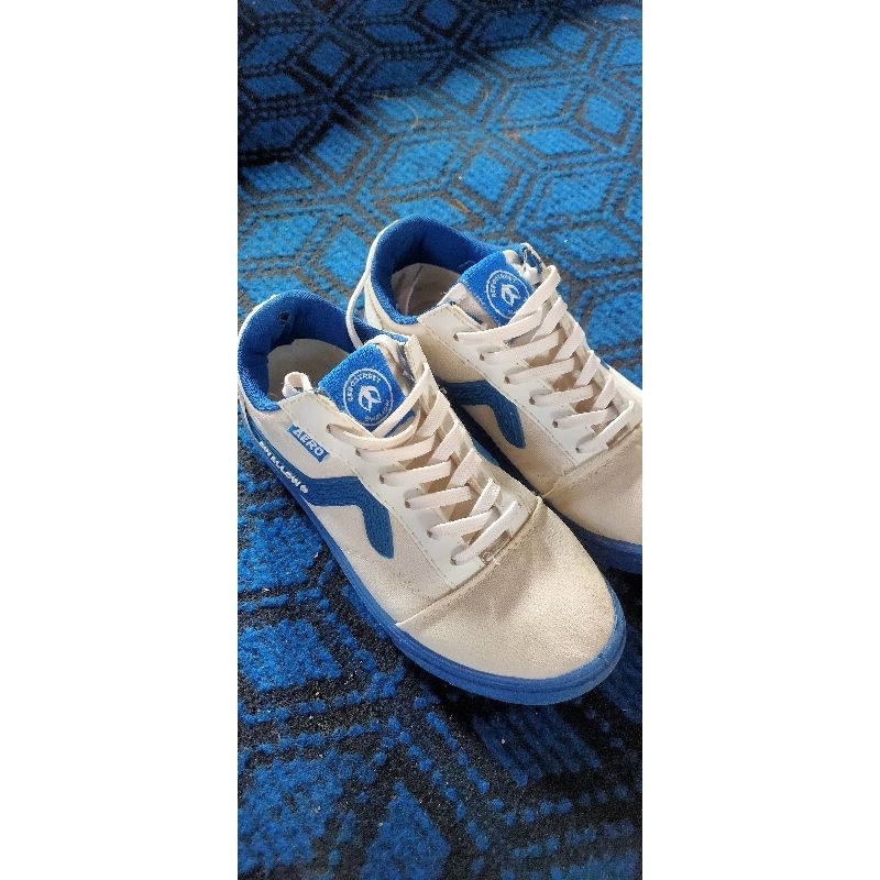 Sepatu aerostreet X Swallow second