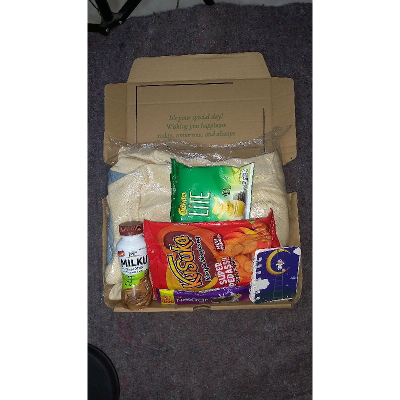 

SNACK GIFT BOX (SPECIAL)