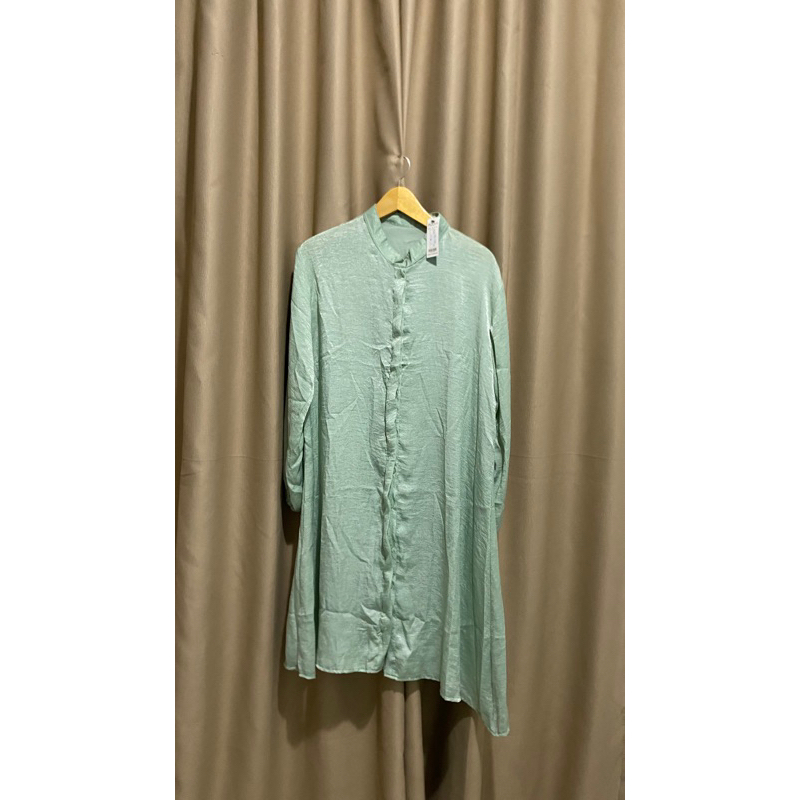 tunik shimmer hijau sage