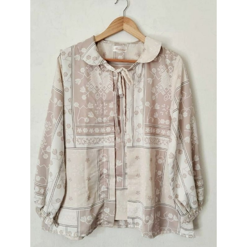 Atasan wanita / blouse maxmara / atasan maxmara / baju wanita cantik/ baju wanita terkini / kemeja w