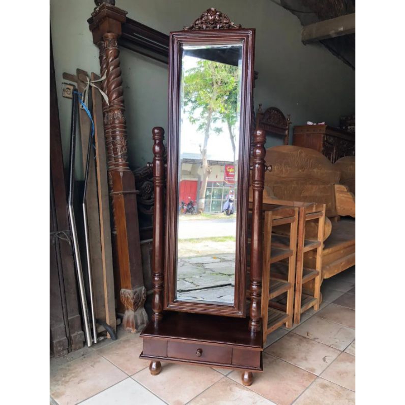 Cermin Berdiri Standing Mirror Rias Goyang Kayu Jati Furniture Jepara