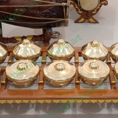 BONANG BARUNG PELOG GAMELAN KUNINGAN (BBPLK)