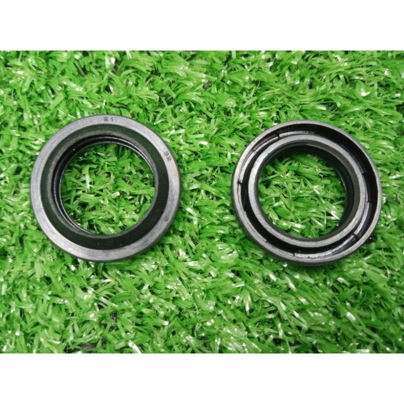 KARET SEAL TUTUP RODA DEPAN BEAT VARIO 125 VARIO 150 SCOPY GENIO