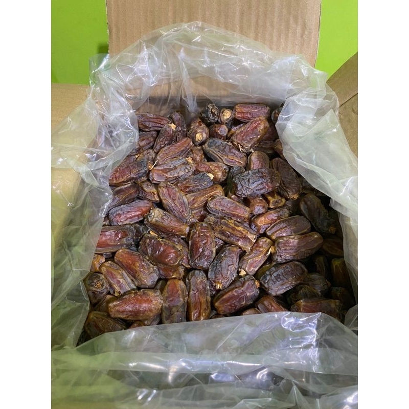 

Kurma Madinah Mabroom Dates