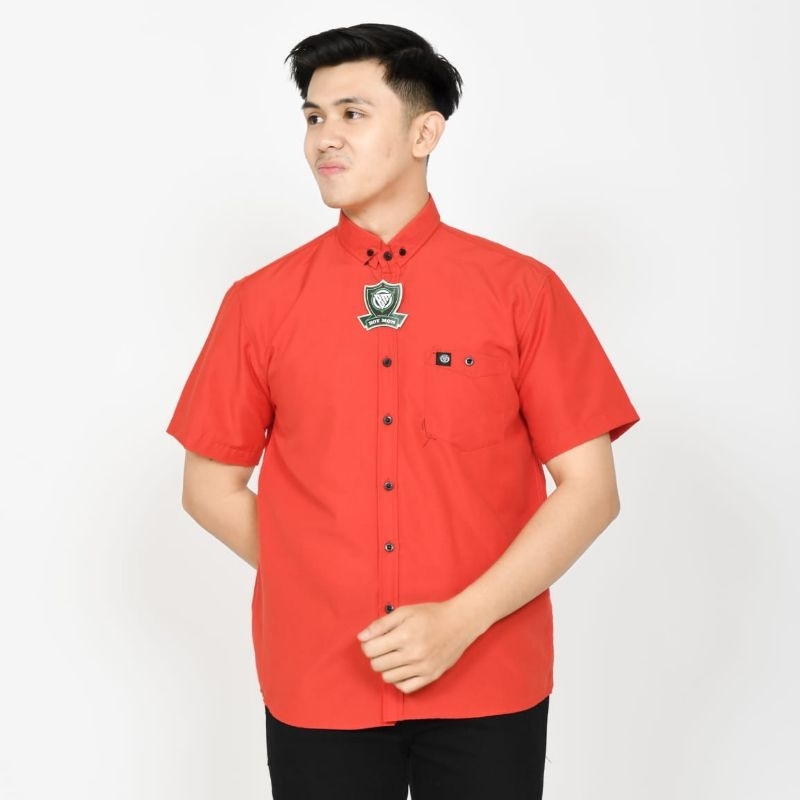 MERAH CABE KEMEJA POLOS PRIA LENGAN PENDEK KEMEJA BASIC POLOS PRIA WARNA MERAH