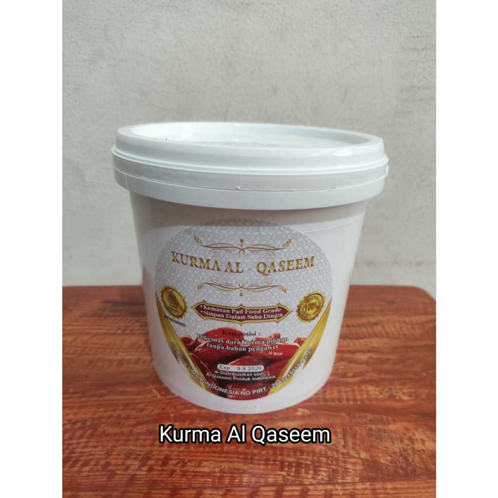 

KURMA EMBER KURMA AL QASEEM 500GR