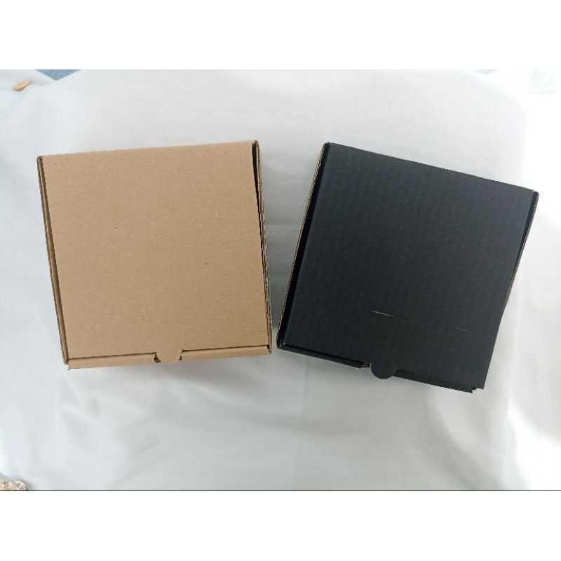 

Box Packaging Polos 20 X 20 X 7 CM