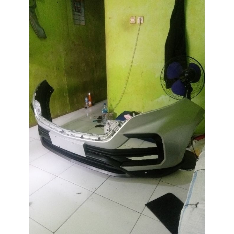 bumper depan wuling almaz