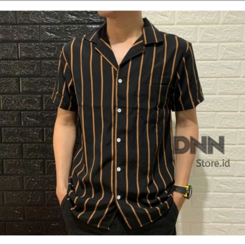 Recommended Kemeja Stripe Hawai V-Neck Pria Hem Salur Garis - Garis Terlaris Kemeja Pria Lengan