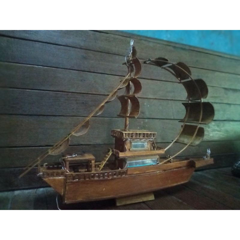 PRAU LAYAR/PRAU JADUL SENI/KERAJINAN TANGAN