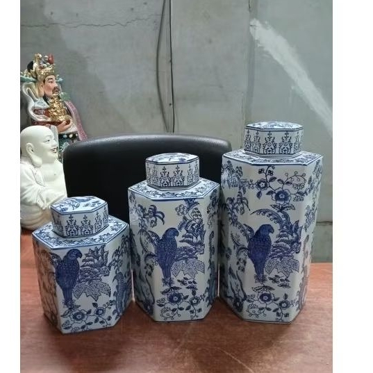 Pajangan tocin set biru putih/guci tutup kerami 3 pcs besar