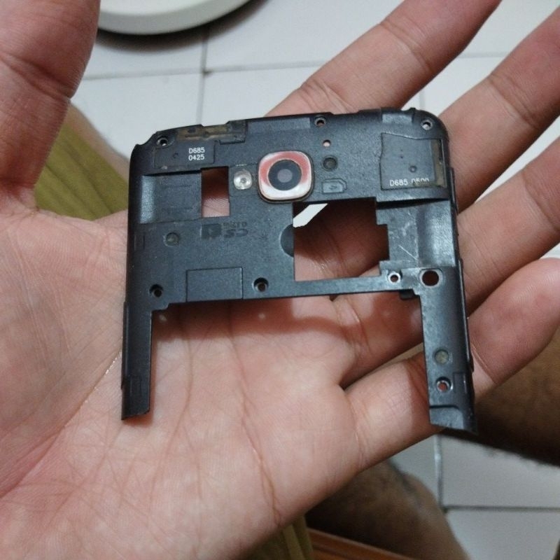 Tutup Mesin Atas LG D686