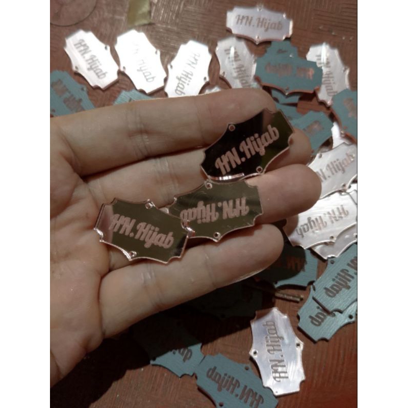 

Akrilik Label Produk/Nama Hijab