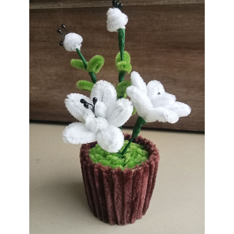 bunga kawat bulu / bunga dari kawat bulu / bunga hias kawat bulu / bunga hias kawat mercy / bunga hi