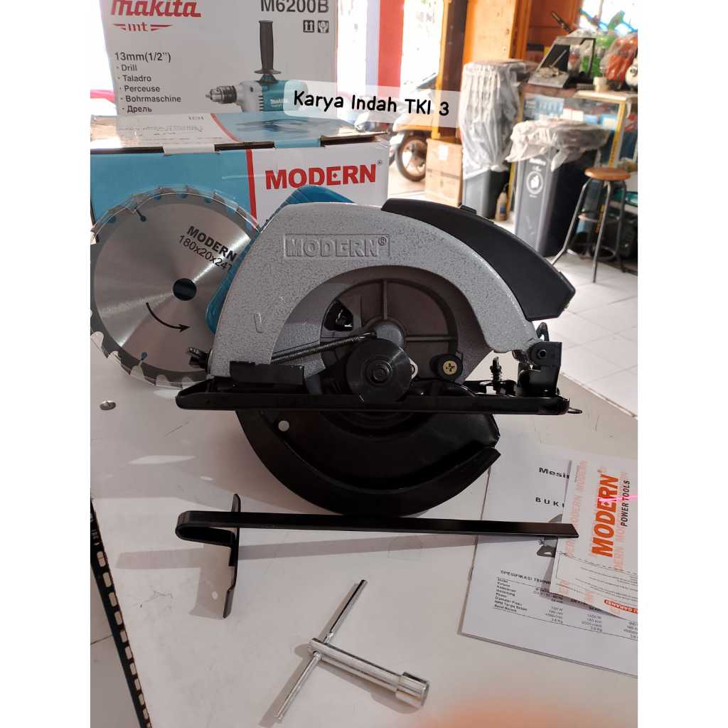 Circular Saw Modern M-2600L LESER Circle Potong Kayu Mesin M 2600L 7"Inch 700watt 185mm Sirkel