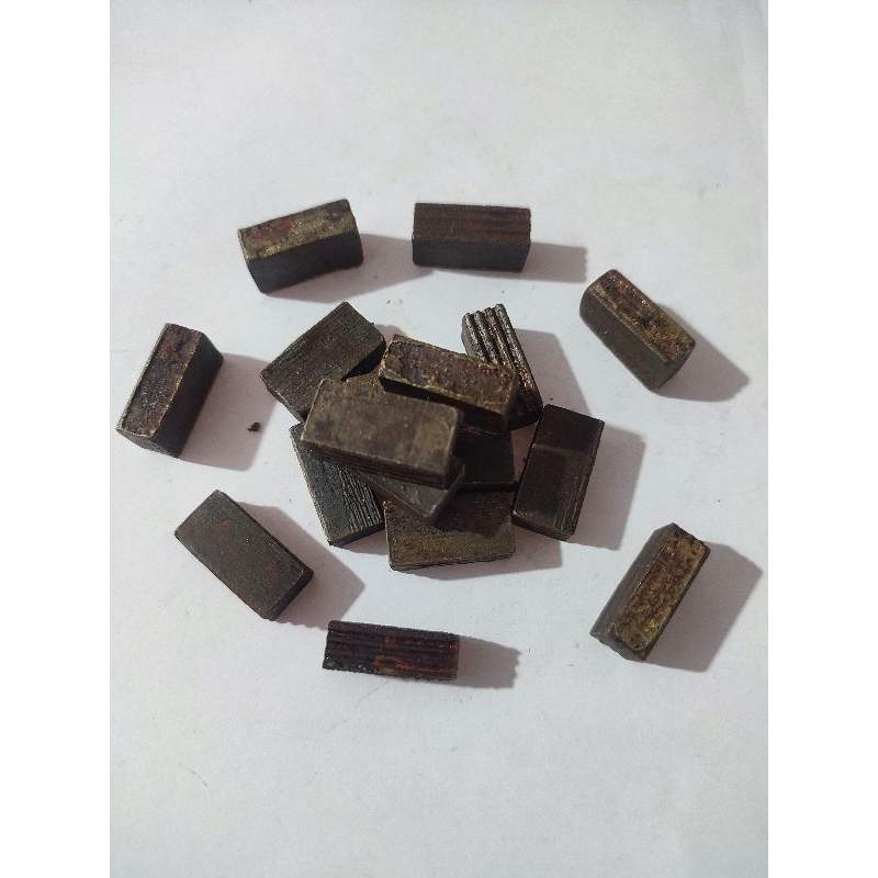 Segmen bekas dinanond segmen mata bor sumur mata coring uk 8*11*23 untuk granit dan batu keras