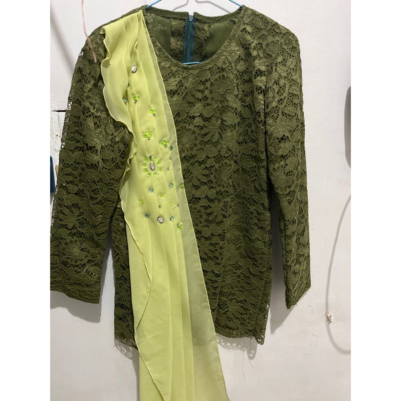 preloved kebaya hijau