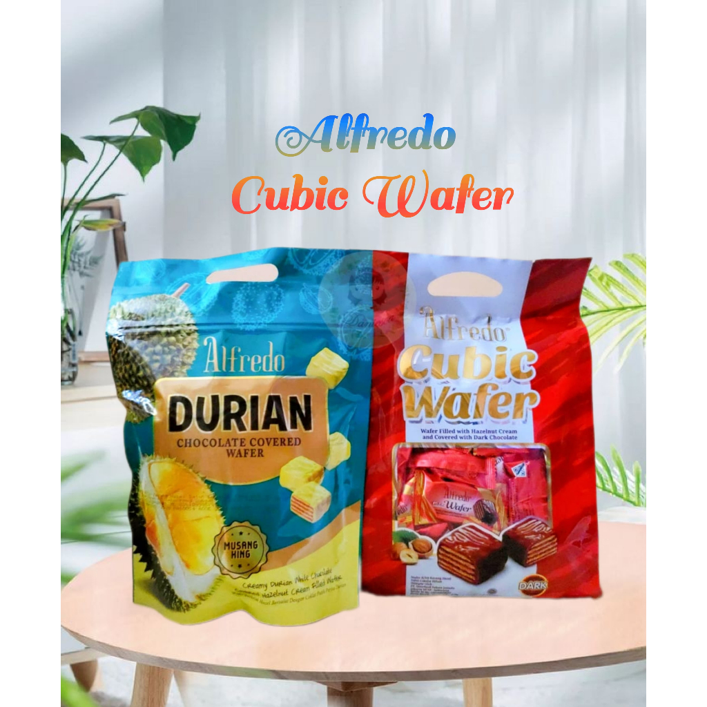 

.Coklat Import I Alfredo Cubic Wafer Filled Hazelnut Dark Durian Chocolate ( scp )